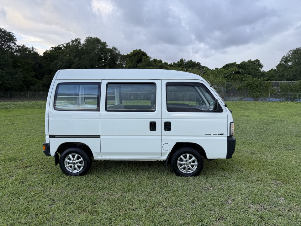 image-08-04-26-21-27-8 JDM Import Cars - image 08 04 26 21 27 8