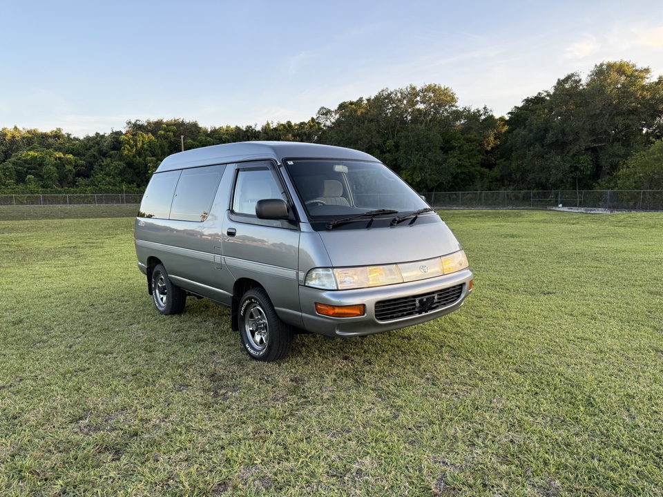 JDM Import Cars - image 06 05 26 22 49 35